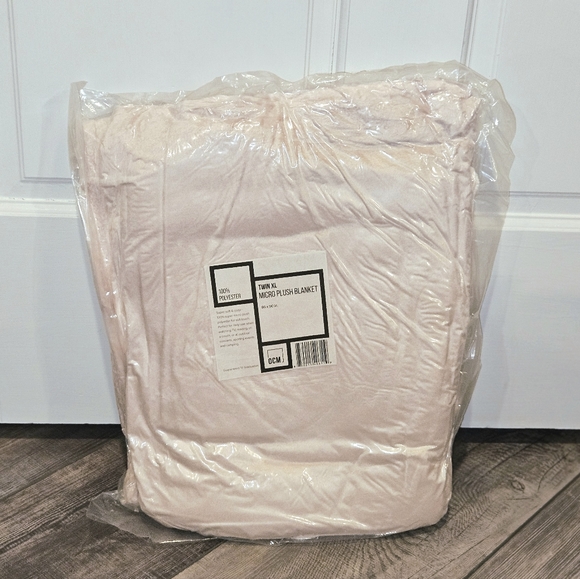 OCM Bedding Ocm Twin Xl Micro Plush Blanket Pink Blush New In